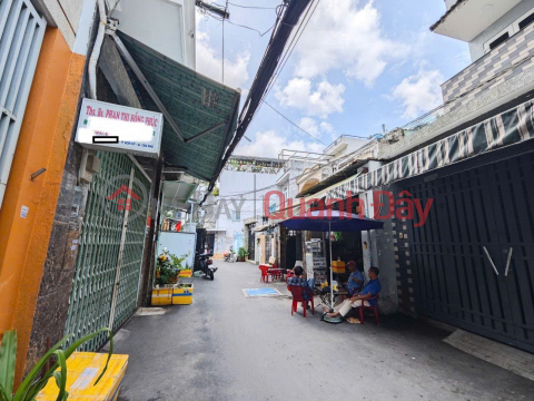 House for sale in Tan Ky Tan Quy, Tan Phu - 72m2 (4x18)m - 6m alley for trucks _0