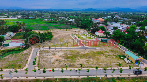 Tan Hoi residential area at the beginning of Thong Nhat street, Phan Rang city, where nature and harmonious life are suitable for settlement. _0