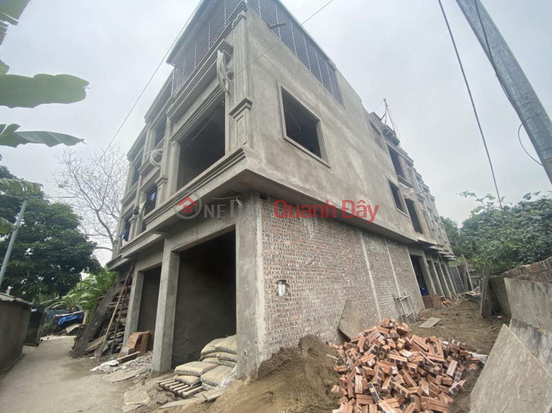 ₫ 1.98 Billion | BEAUTIFUL HOUSE - GOOD PRICE - OWNERS Semi-detached House for Sale in Van Con Hoai Duc Commune, Hanoi