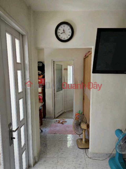 House for sale in Ho Thi Ky food market (TDHUY-678828846)_0