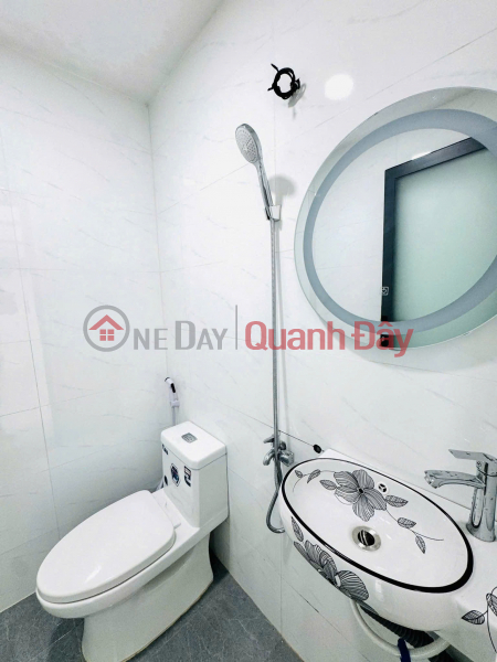  | Please Select | Residential, Sales Listings | đ 82 Million