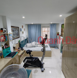 House for sale in To Hien Thanh Alley, District 10, 35m2, 4T, 4BR, price only 4.9 billion. _0