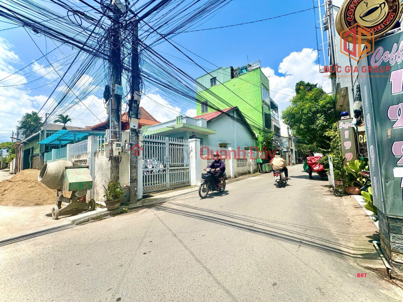 đ 4.3 Billion, House for sale 120m2, near Tan Tien market, 6m wide asphalt road, only 4.3 billion