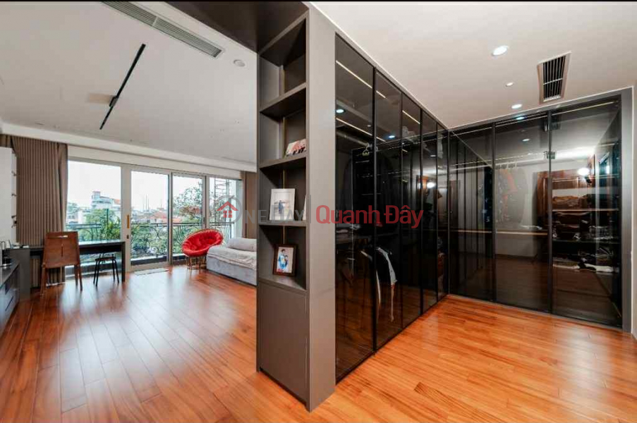 đ 35,5 tỷ | Siêu phẩm mặt hồ Bồ Đề, 100m x 7 tầng, mặt tiền 5.8m, thang máy, gara, kinh doanh, full nội thất