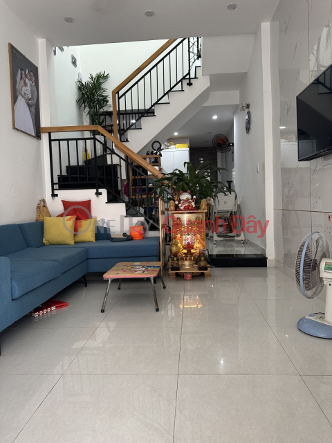SMALL HOUSE FOR SMALL PRICE, CENTER OF HAI CHAU DISTRICT, 2 FLOORS, 33M2, PRICE 2.2 BILLION _0