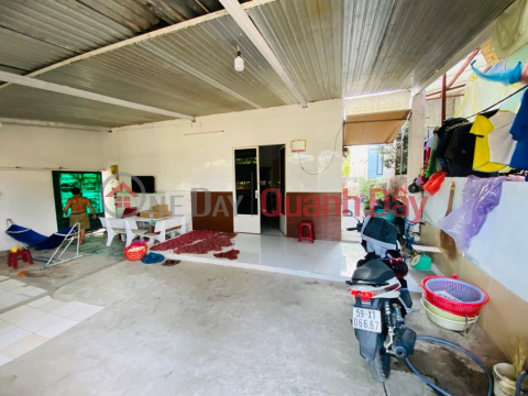 Bán đất Long Thạnh Mỹ, Quận 9 224m2 , HXH, Gần vin q9, giá chỉ 9 tỷ 8 TL, _0