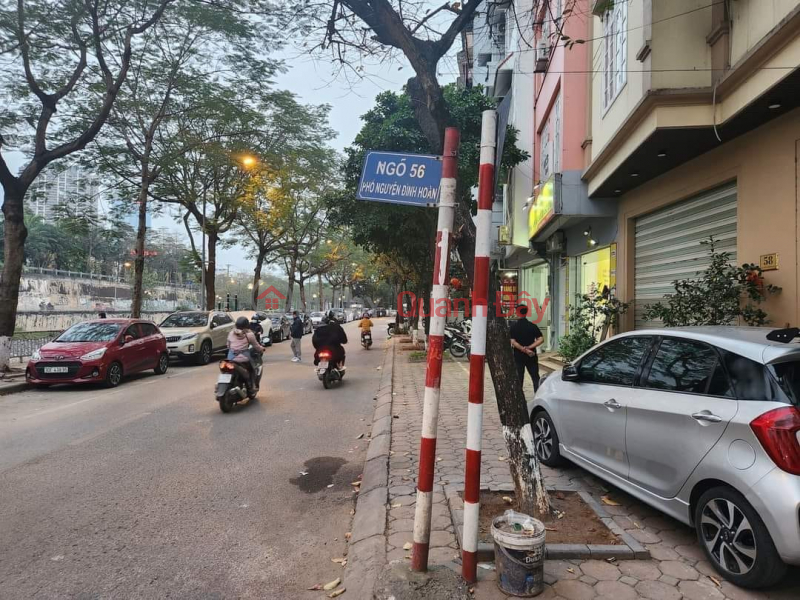 Property Search Vietnam | OneDay | Residential, Sales Listings | 55m Front 4.5m Nhon 7 Billion Nguyen Dinh Hoan Cau Giay Street. Good Business Gateway. Owner of Heart Builder