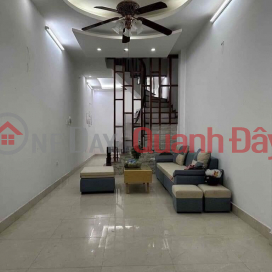 Beautiful House for Rent in Hao Nam, Dong Da _0