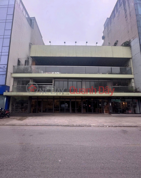 I'm renting out a house in Chùa Bộc, Phạm Ngọc Thạch, Đống Đa, 220m2 x 3 floors - 51 million VND. Rental Listings