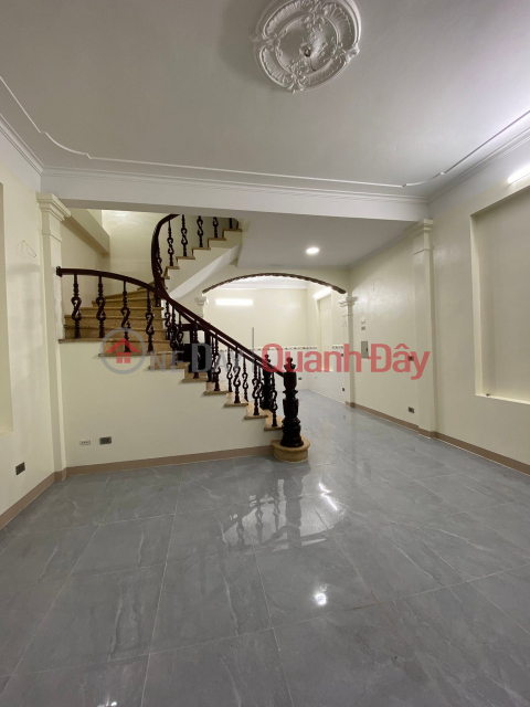 Car access to Trung Kinh street, 1 house facing the street, 42\/50m², 4 floors, suitable for business, 25.9 billion VND _0