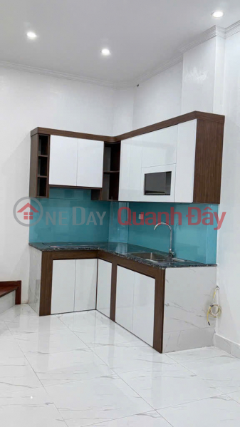 NHÀ XUÂN ĐỈNH – LÔ GÓC – NGÕ Ô TÔ TẢI – 6 TẦNG KIÊN CỐ – 8.6 TỶ Việt Nam Bán đ 8,6 tỷ
