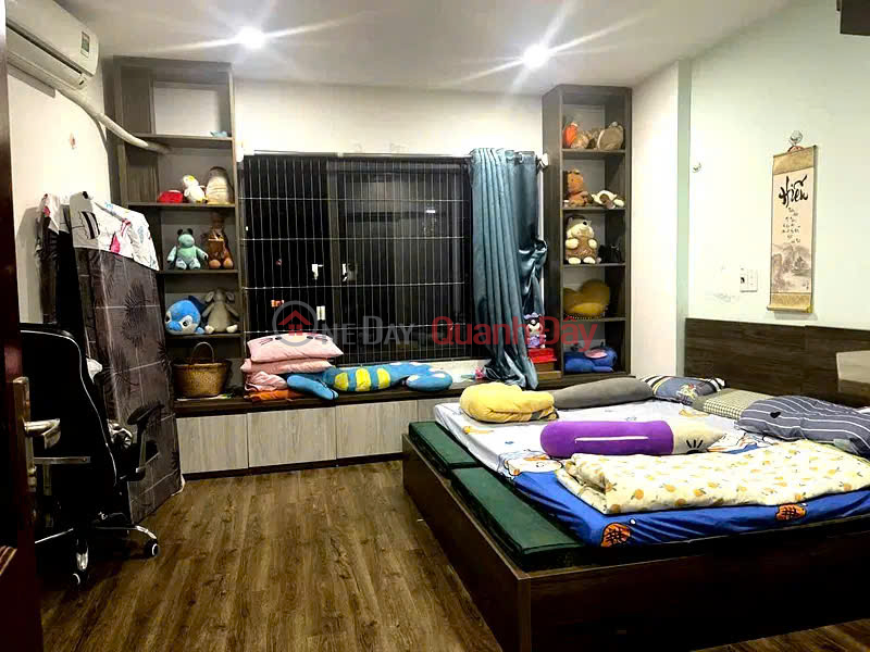 House for sale in wide alley like Pham Van Dong street. Business, comfortable living, cars can park day and night in front of the house. Vietnam | Sales | đ 8.9 Billion