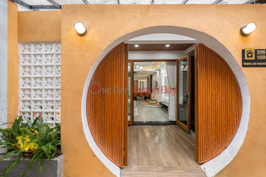 đ 23 Million/ month | 3-storey house for rent in Trung Nu Vuong alley, near Dragon bridge, newly completed, fully furnished with luxury furniture