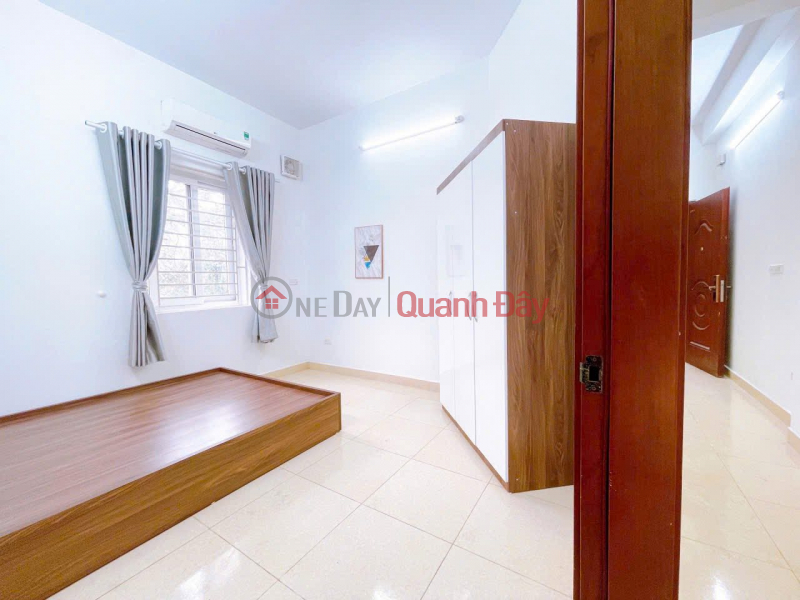 đ 17.3 Billion HOUSE FOR SALE IN QUAN NHAN, THANH XUAN, DIVIDED TO CARS, AVOIDING SIDEWALK FOR BUSINESS, 43 SQM, 4 FLOORS, 17.X BILLION