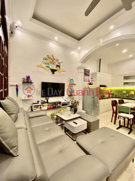 LUONG KHANH THIEN - BEAUTIFUL HOUSE - Near the street - Sufficient - SQUARE LOOKS - 3.5 BILLION Sales Listings