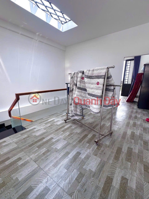 ► 5.5m street frontage, opposite University of Education, 118m2, 3 floors, luxury, 5.x billion _0