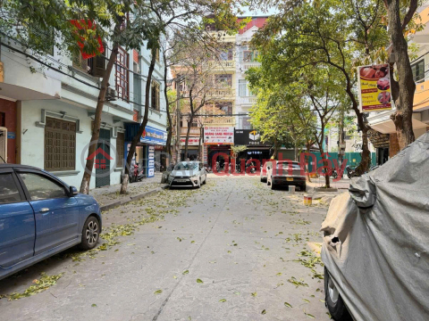 Nhà lô góc mới đẹp , vỉa hè rộng ô-tô tránh , mặt kinh doanh KĐT Mỗ Lao 45m 5 t 11 tỷ 9 _0