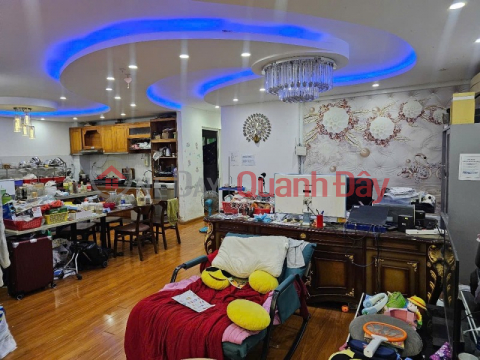 ► near Hai Phong K Frontage, car-free, 180m2, 10m wide, 4.5 floors, 14.x billion _0