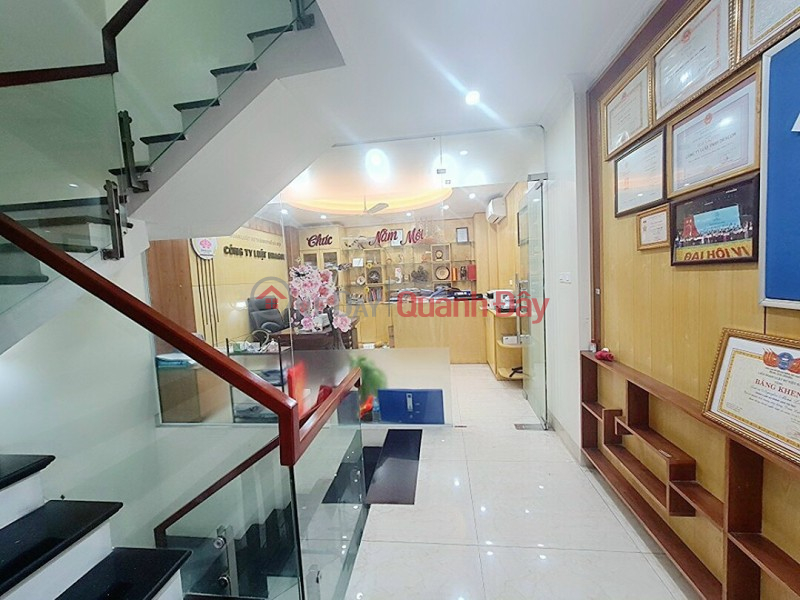 Property Search Vietnam | OneDay | Residential, Sales Listings | Beautiful House on Tram Street, Alley as Big as Street, Car Avoidance, Garage, Modern Design, Price Cannot Be Better.
