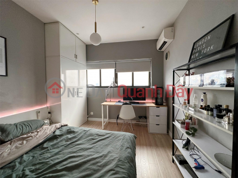 Beautiful Apartment - Good Price - Fast Selling by Owner Useful Lac Long Quan Apartment with Beautiful View _0