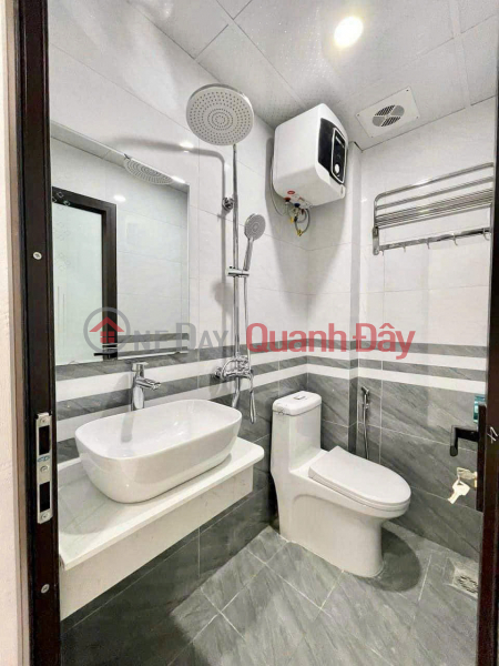 BEAUTIFUL 7-STORY HOUSE WITH ELEVATOR IN CO NHUE, 80M2, PRICE 13.5 BILLION VND, SURROUNDED BY 3 MAJOR UNIVERSITIES. Vietnam Sales, đ 13.5 Billion