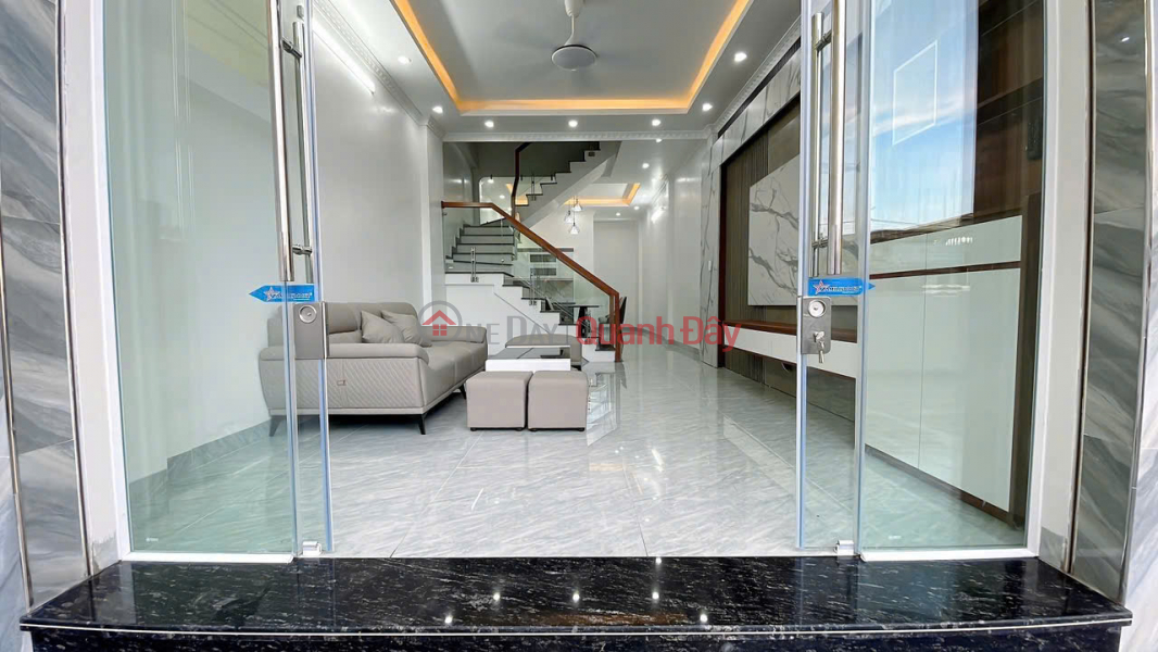 Property Search Vietnam | OneDay | Residential Sales Listings | House in Khuc Thua Du - Le Chan, 46m2, 4 floors, brand new, PRICE 3.1 billion, Southeast direction