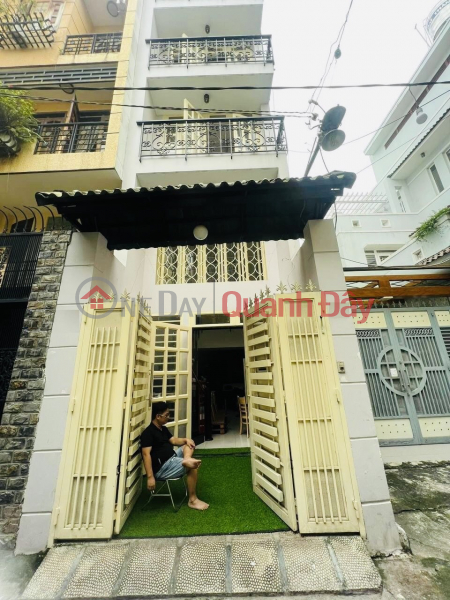 5-storey house - Le Van Sy car alley, 5 bedrooms, blooming queen Rental Listings