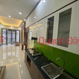 House for rent in Khuyen Luong, Hoang Mai, 5 floors, 35m2, 4 bedrooms, available immediately _0