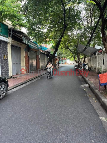 FOR SALE NGUYEN CONG HOAN TOWNHOUSE - BA DINH AREA: 40 M2 x 5 FLOORS, 7 M FRONTAGE Sales Listings