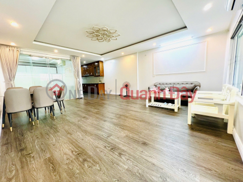Tầng 1 TT Hoàng Ngọc Phách, DTSD~80m, Nội thất đẹp, Vài bước ra phố, nhỉnh 5 tỷ _0