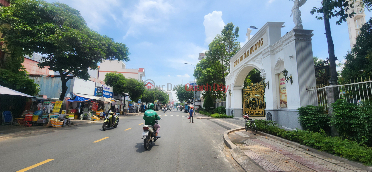 House for rent, Tan Huong Street frontage, 100m², 3 floors, 22 million VND, right next to the market and church. | Vietnam, Rental, đ 22 Million/ month