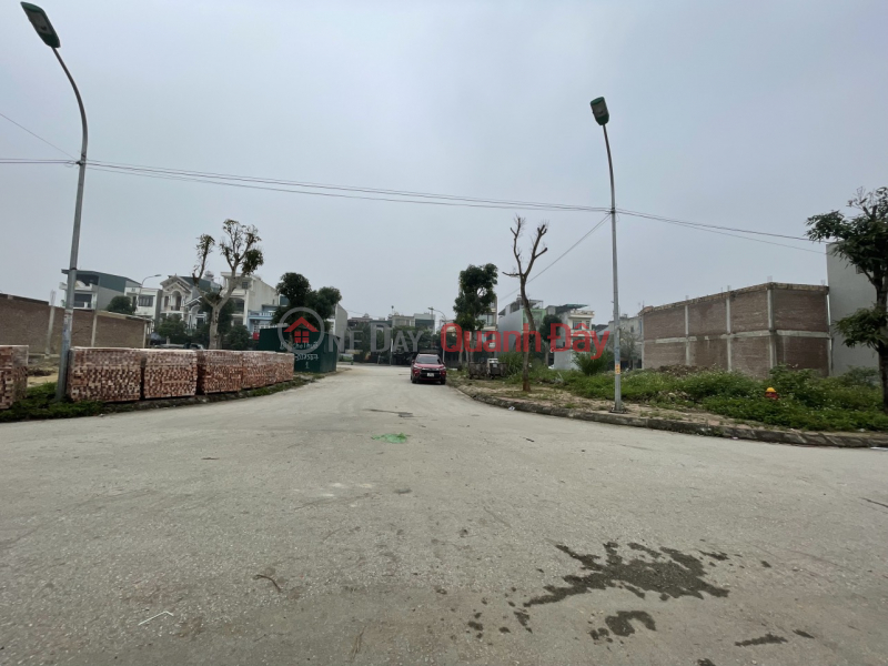 The owner needs to sell the only two-fronted plot of land in the new residential area of Bac Cau San, Vietnam | Sales, đ 3 Billion