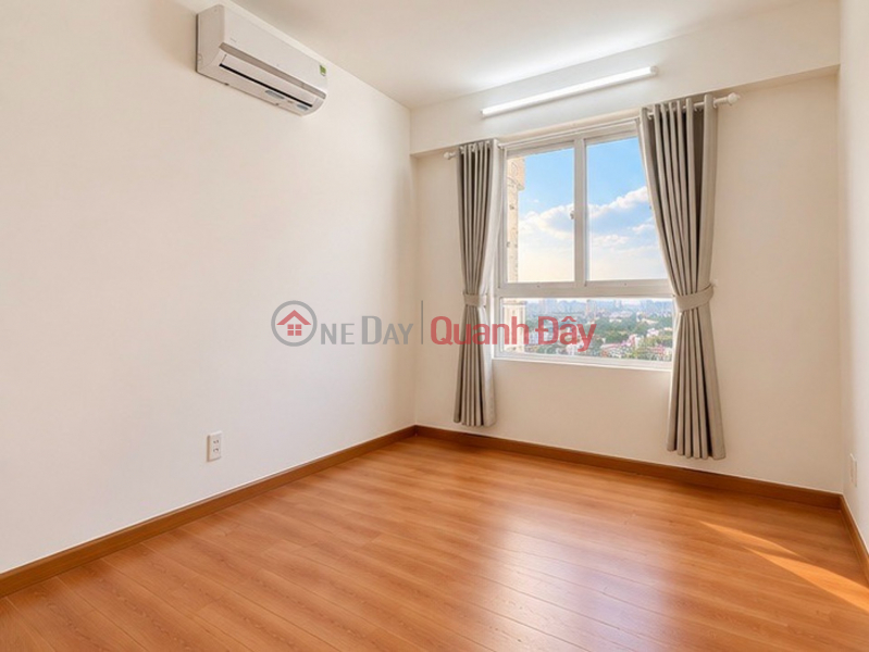 đ 3.25 Billion Apartment for sale at Linh Tay Tower near Thu Duc Market, 71m2, 2 bedrooms, 2 bathrooms, with title deed, only 3.25 billion VND.