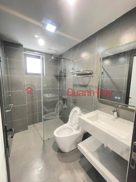 House for sale on Pho Vong Street, 80m2, 5 floors, 5m frontage, over 31 billion, car garage, elevator waiting area, Vietnam, Sales, đ 31 Billion