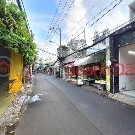 Front house near Hong Duc Hospital, Ward 11, Go Vap - Price is just over 6 billion _0