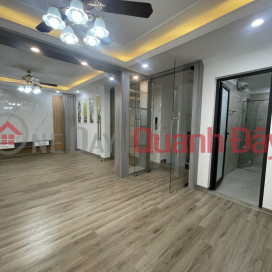 Chủ nhà cho thuê nguyên căn đẹp mới, Thang Máy, Linh Đàm; Kinh doanh, VP, 122m2* 4T- 33 Tr _0