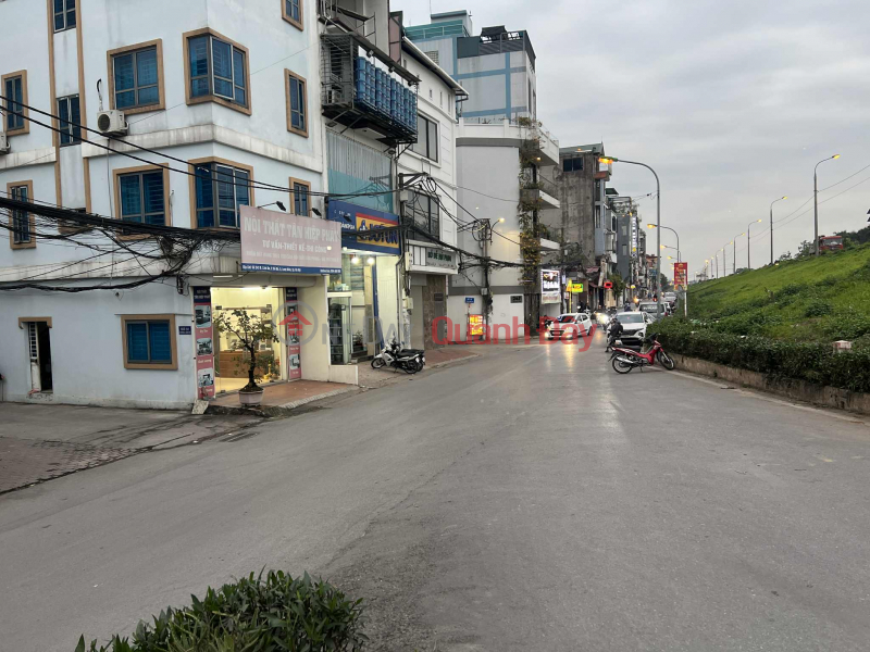 House for sale on Lam Du street, 110m x 7 floors, 18 closed rooms, cash flow 70 million\\/month Sales Listings