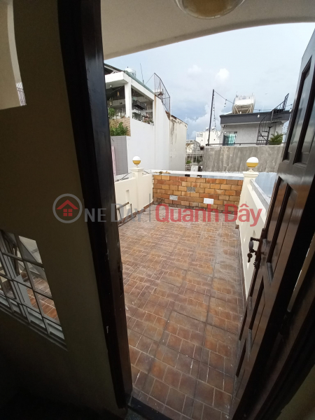 đ 12 Million/ month | Whole house for rent 3 floors Cach Mang Thang Tam District 10 – Rent 12 million\\/month 3PN 3WC with surrounding utilities