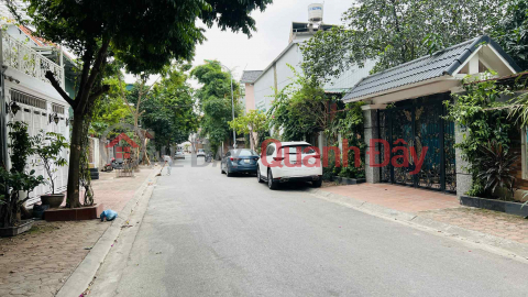 LAND FOR SALE ON TU DINH STREET – LONG BIEN, 100m², 7.4m frontage, sidewalk, 2-way car access _0