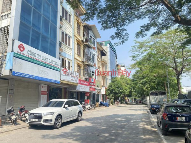 Urgent sale on Cau Giay street, Trung Kinh area, Yen Hoa. Wide roads for cars to avoid with sidewalks. Sales Listings