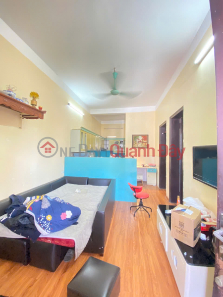 Cho thuê căn hộ tập thể Tầng 4, 609 Trương Định,60m 2 ngủ 1 khách 1 bếp 1 wc, 8 triệu/th Niêm yết cho thuê