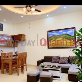 Cho thuê nhà nguyên căn ngõ 609 Vũ Tông Phan, 4.5 tầng x 35m2, 3 ngủ, 11 Triệu _0