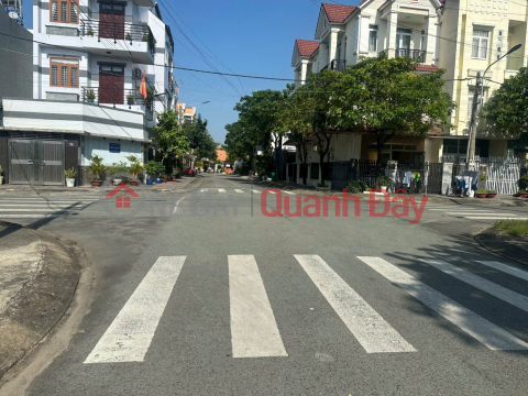 Street Front House for Sale on Nguyen Van Tiet Street, Lai Thieu Ward, Thuan An City, Binh Duong. _0