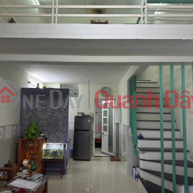 ► House near Ta Hien Hoa Cuong Market, 30m car parking, 42m2, clean hard mezzanine, 2.x billion _0
