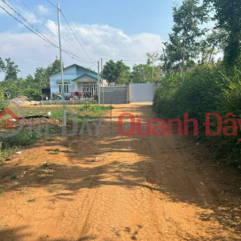 The land is located on the main road (nam-5383063271)_0