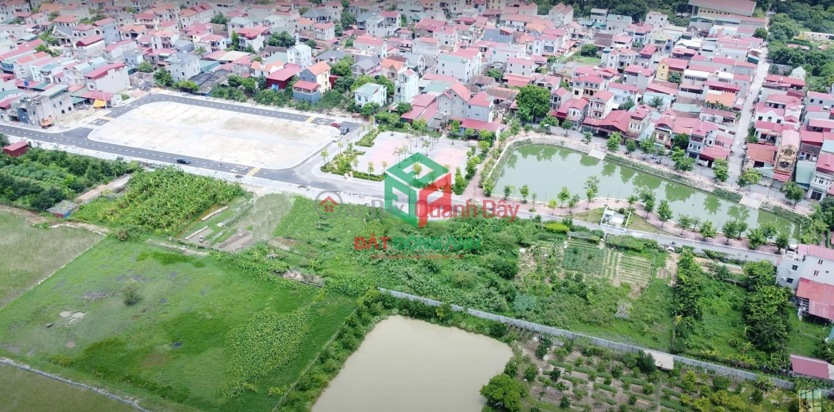 Land sale at auction X7 Lo Khe Lien Ha - 2 most beautiful corner lots in the area - Approximately 3 billion Sales Listings
