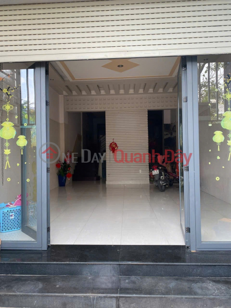 đ 8 tỷ, HÓT HÓT NHÀ ĐẸP – GIÁ TỐT CẦN BÁN GẤP CĂN NHÀ Xã Bình Hưng, Huyện Bình Chánh, Tp Hồ Chí Minh