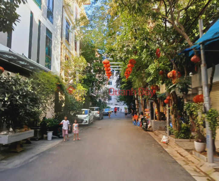 Chưa tới 7 tỷ sở hữu nhà 40 m2 ô tô đỗ của. Phố Kim Ngưu - Minh Khai – Lạc Trung. Niêm yết bán