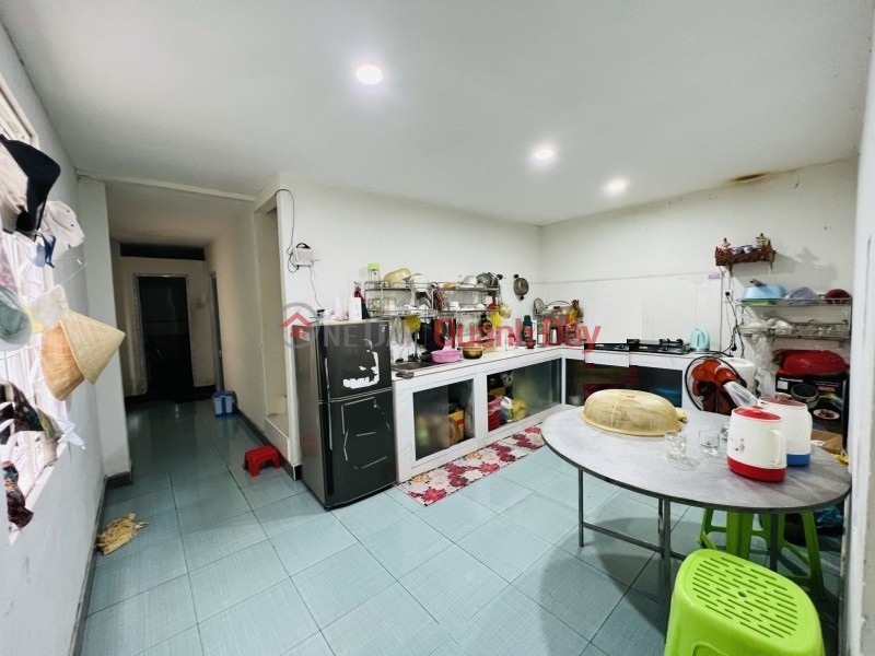 ► Front house on Dang Van Ngu street, 7.5m wide, near Cam Le market, 3 open sides, for business, 100m2, old C4, 5.x billion Sales Listings