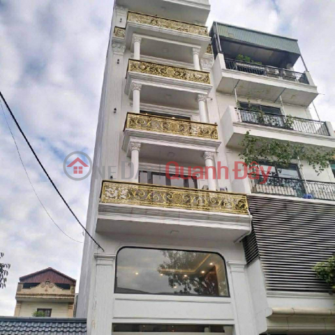Beautiful house in Sai Dong center, sidewalk, car access, business, opposite school _0